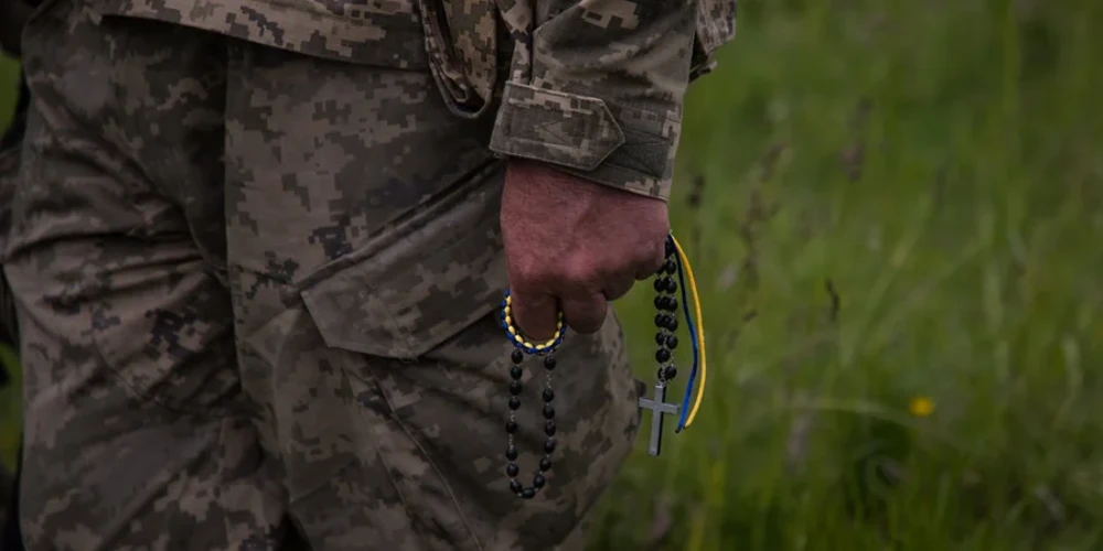 Околиці села Мирне Волноваського району Донецької області, де стався розстріл полоненого.