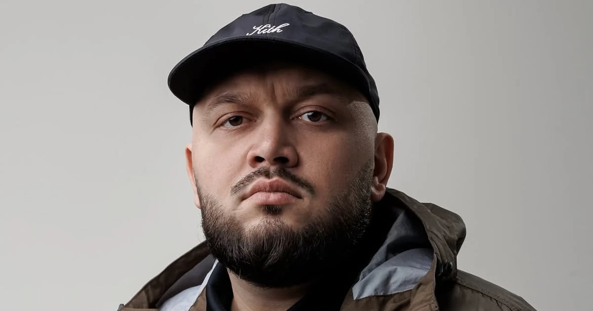 Репер Kyivstoner (Альберт Васильєв), колишній учасник гурту «Грибы»