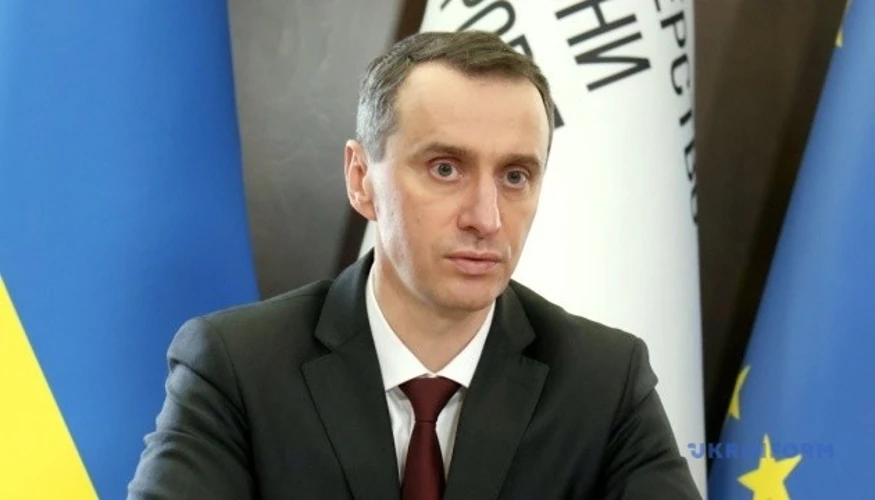 Міністр охорони здоров'я Віктор Ляшко під час телеефіру, де він повідомив про рішення МОЗ щодо перереєстрації вакцин від